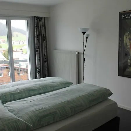 Apartment Face 3*